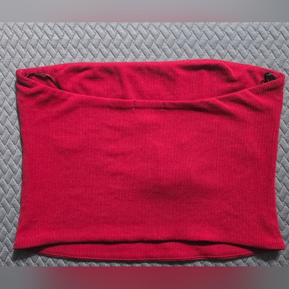 True Religion Red Crop Top - Picture 3 of 5